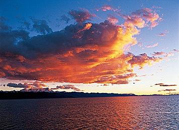 在「萌游戏大赏2021」中荣获4项类别提名的优秀作品！《雪色暗号》中文版正式发售！